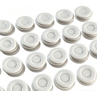 Patins de souris de jeu indispensables, dessus en PTFE imperméable, silencieux, ultra-lisses et extrêmement durables.