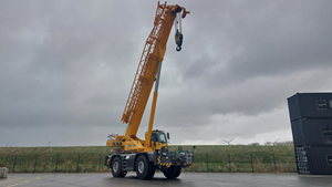 Grúa Móvil Todoterreno XCR90 de <span class=keywords><strong>90</strong></span> Toneladas, Grúa de Servicio Pesado para Aplicaciones Industriales y de Construcción en Venta - Product Image 3