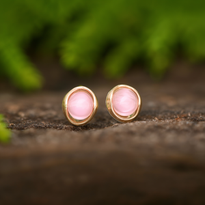 Boucles d'oreilles tendance en acier inoxydable 316L plaqué or PVD avec pierre rose et design rond - Product Image 3