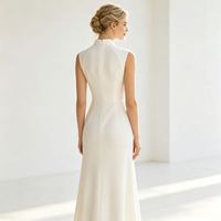 Robe Qipao de Mariage Blanche Personnalisée Brodé Sans Manches Col Mandarin Épaules Découpées pour Femme, Faible MOQ