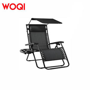 Tumbona plegable Woqi para exteriores, de malla negra, reclinable, con toldo, para piscina, playa y jardín. - Product Image 1