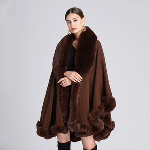 Capa Elegante al por Mayor para Mujer de Otoño Invierno con Cuello de Pelo de Conejo Chal de Piel Sintética Cárdigan Grueso con Ribete Largo de Pelo - Product Image 4