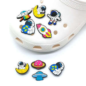 Factory Wholesale Marine Life Diy <b>Clogs</b> Shoe Decorations Shoe Buckle Accessories Personalized Trendy Shoe Accessories - Product Image 2