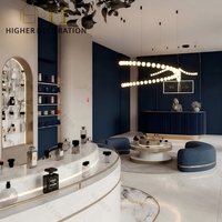 Conception de magasin de parfums en chaîne, plan de mise en espace 3D, étagères modernes pour l'affichage des parfums, présentoir mural pour les soins de la peau avec éclairage LED