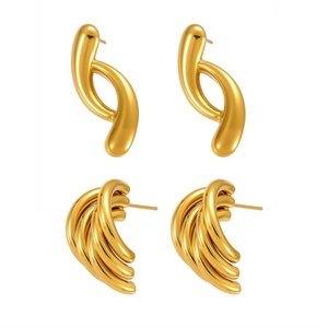 Joyería Directa de Fábrica, Pendientes Clásicos Chapados en Oro de 18k, Pendientes de Luna de Acero Inoxidable para Mujer, para Fiesta - Product Image 2
