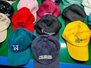 PJ03 Cappelli Invernali Usati di Marche Miste, <span class=keywords><strong>Abbigliamento</strong></span> di Seconda Mano all'Ingrosso, Cappelli di Alta Qualità per Uomo e Donna - Product Image 2