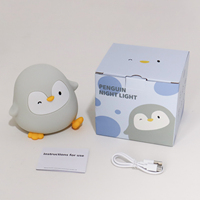 Veilleuse LED rechargeable en silicone en forme de pingouin, à piles, avec contrôle tactile, design animal écologique, cadeau de Noël pour enfants