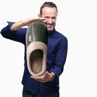BY-98 Nouvelles pantoufles d'hiver imperméables en PU pour homme et femme, pantoufles chaudes épaisses en coton pour la maison, pantoufles en fausse fourrure pour couple