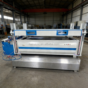 Machine de pressage sous vide à membrane à table unique pour le façonnage et le laminage automatique de portes en bois, WPC et feuille de PVC, <span class=keywords><strong>prix</strong></span> usine - Product Image 2