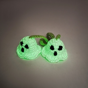 Kit de Ganchillo Personalizado para Principiantes: Fantasma Colgante Luminoso que Brilla en la Oscuridad para Halloween, Arte DIY, Amigurumi - Product Image 3