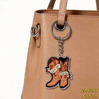 Porte-clés en acrylique Let's Go Girls, style bottes de cowboy, motif tatouage western avec détails flamme et bannière, breloque amusante sur le thème du country pour clés