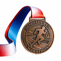 Médaille de marathon personnalisée en bronze antique, moulée sous pression, ronde, avec relief 3D et ruban, pour récompense sportive de course à pied
