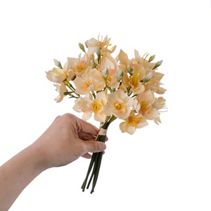 CallaFloral Ramo de Flores Artificiales Rosa y Amarillo, Tela de Tejido Pan, Decoración para Interiores del Hogar, Arreglo para Bodas - Product Image 2