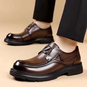 حذاء رجالي من الجلد الطبيعي عصري كاجوال للعمل بنعل سميك يزيد من الارتفاع حذاء بدون كعب بني متعدد الاستخدامات رسمي من ديربي - Product Image 3