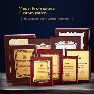 Targa di Autorizzazione in Lamina d'<span class=keywords><strong>Oro</strong></span>, Certificato d'Onore, Targa per Concessione, Placca Personalizzabile con Design Gratuito, Supporto in Legno per Medaglia - Product Image 3