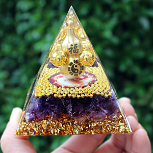 Pyramide en cristal Kogiya 8 cm, style gourde, en résine époxy, décoration d'intérieur, ornement de bureau, collection, cadeau - Product Image 5