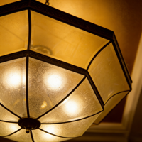 Lustre de plafond de style européen vintage, en bronze antique et verre, pour hôtel, couloir, restaurant, salle de réunion