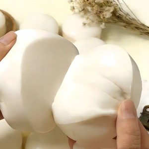 Jouets à presser en forme de gâteau au lait <span class=keywords><strong>Taiba</strong></span>, jouets à presser mignons blanc laiteux, jouets pour les doigts, jouets anti-stress, cadeaux d'anniversaire pour filles - Product Image 4