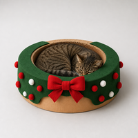 Lit pour chat en carton ondulé, griffoir rond en forme de couronne de Noël avec nœud rouge et pompons