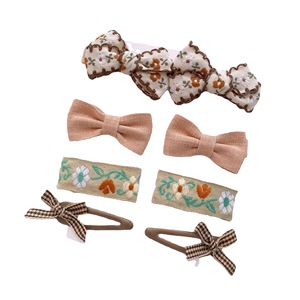 Set de 8 Pinzas <span class=keywords><strong>para</strong></span> el Cabello <span class=keywords><strong>con</strong></span> Lazo Estilo Coreano <span class=keywords><strong>para</strong></span> <span class=keywords><strong>Niñas</strong></span>, Pasadores de Tela Color Café Claro <span class=keywords><strong>para</strong></span> Fiestas, Dulce Accesorio <span class=keywords><strong>para</strong></span> el Pelo Infantil - Product Image 5