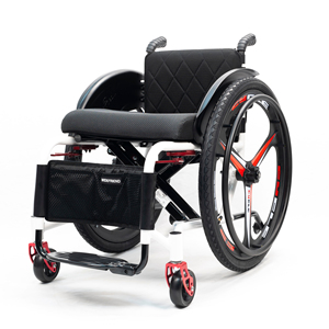 כסא גלגלים ספורטיבי Shipeng WI5803 קל משקל מאלומיניום, מתקפל ידנית, משענת גב רכה ונושמת, עיצוב נייד, לבן שחור, גלגל בעל 3 חישורים, כסא גלגלים אקטיבי - Product Image 1