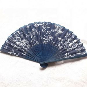 Éventail pliant 2025 en bambou, artisanat chinois en tissu, décorations florales imprimées, éventail pour femme - Product Image 1