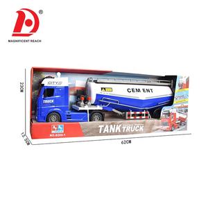 HUADA 2025 Fricción Transporte Coche Tanque <span class=keywords><strong>de</strong></span> cemento Camión <span class=keywords><strong>cisterna</strong></span> <span class=keywords><strong>de</strong></span> <span class=keywords><strong>agua</strong></span> <span class=keywords><strong>Juguete</strong></span> con sonido ligero - Product Image 4
