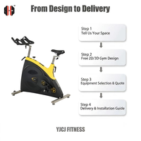 Bicicleta de Ciclismo Indoor con Manillar Multigrip, Asiento Ajustable, Pedales y Base de Soporte Extendida para Equipos de Gimnasio