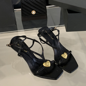 Sandales d'été 2025 pour femmes avec nœud en cristal doré, talon épais et boucle de cheville, chaussures à talons hauts rehaussantes - Product Image 1