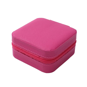 Estuche de Viaje Cuadrado de Cuero PU para Joyas, Organizador Portátil con Cierre para Collares, Pendientes y Anillos, Estuche Pequeño para Guardar Joyas para Mujer - Product Image 6