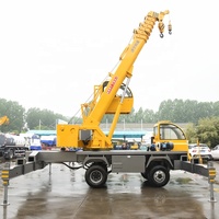 Grue mobile télescopique hydraulique LUYING 6-16 tonnes avec moteur Liyuan Changchai certifiée ISO CE, moment de charge élevé