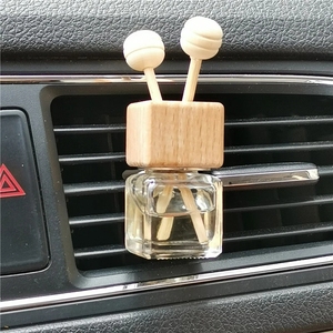 Bouteille de diffuseur d'huile essentielle de parfum rechargeable avec Clip de ventilation de voiture en verre vide de LOGO personnalisé - Product Image 6