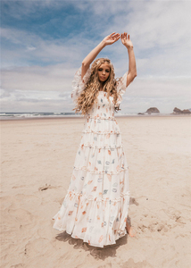 2023 automne <span class=keywords><strong>vacances</strong></span> femmes élégantes à manches courtes à plusieurs niveaux smocké en mousseline de soie Maxi robes - Product Image 5