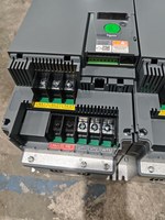 Variateur de fréquence triphasé Altivar 310 série ATV310HD22N4E 22kW/30kW 380V PLC
