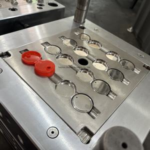 Moldes De Injeção Fabricante <span class=keywords><strong>38mm</strong></span> Flip Top Molde Plástico Flip Top <span class=keywords><strong>Cap</strong></span> Molde Tampa De Garrafa Molde De Injeção Fabricante - Product Image 3