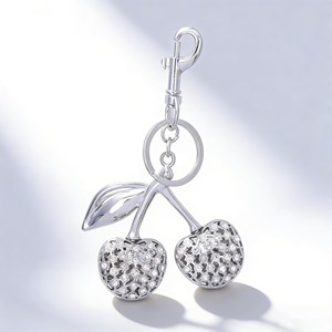 Porte-clés Bling en métal cerise avec strass étincelants, pendentif pour sac en cuir, breloque pour sac, anneau porte-clés - Product Image 4