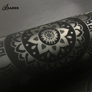 Fabricante con logotipo personalizado Fitness Premium de lujo de goma natural negro Pu Yoga Mat <span class=keywords><strong>fuerte</strong></span> - Product Image 6