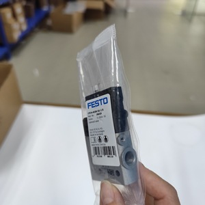 โซลินอยด์วาล์ว Festo รุ่น CPE14-M1BH-3GL-1/8 196929 อะไหล่ลมอุตสาหกรรมมาตรฐานเยอรมัน - Product Image 1