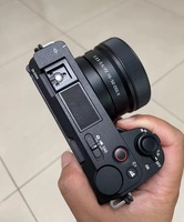 Appareil photo numérique sans miroir Sony ZV-E10 II + objectif 16-50 mm II 4K d'occasion pour vlogs et tournages vidéo