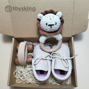 TK Baby - León Amigurumi de Ganchillo 100% Hecho a Mano, Juguete Suave, Mordedor de Madera, Cepillo, Pulsera de Burbujas para Recién Nacido, Animal de Confort para Dormir - Product Image 6