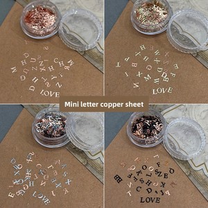 Breloques 3D ultra-fines en forme de lettres pour ongles, autocollants en feuille de cuivre métallique, décorations alphabétiques, fournitures de manucure en vrac - Product Image 2