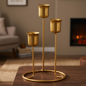 Chandelier vintage en fer doré, fait main, imprimé en relief, 1 couleur, durable, pour décoration intérieure élégante, idéal pour la Saint-Valentin - Product Image 1