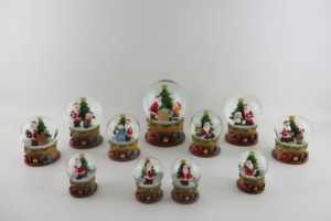 Boules à neige du Père Noël Décoration de Noël Boule d'eau Ornement avec Père Noël Bonhomme de neige Cadeau <span class=keywords><strong>Ours</strong></span> Design Décoration de maison festive - Product Image 6