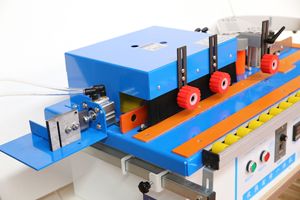 Automatische Band brech-und Versiegelung schneide maschine mit doppelseitiger Klebe beschichtung - Product Image 6