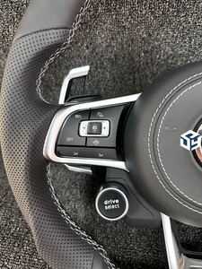 Volante Sportivo Personalizzato in Vera Pelle per Volkswagen VW <span class=keywords><strong>Golf</strong></span> R <span class=keywords><strong>5</strong></span> 6 8 R Jetta Mk6 <span class=keywords><strong>Polo</strong></span> Passat CC - Product Image 3