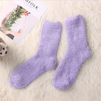 Vente en gros de chaussettes thermiques en éponge pelucheuse Hiver Intérieur Chaussettes unisexes moelleuses pour femmes