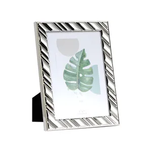 Amazon heiß verkaufen Silber platte Eisen schöne moderne zarte Perlen Metall Foto rahmen für Tisch Schreibtisch Dekoration 6 "7" 10"