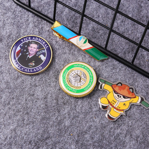 Insignias Esmaltadas Personalizadas de Kung Fu Panda, Forma Irregular, Ecológicas, Tipo Hebilla, Insignias de Regalo Empresarial - Product Image 1