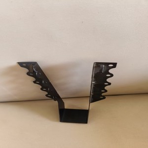 Penyangga Balok Baja Logam Berlapis Bubuk Hitam Kustom, Braket Penyangga Balok Baja Stok Pabrik - Product Image 4