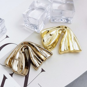 S33-<span class=keywords><strong>34</strong></span> không thường xuyên trang trí lớn Shank nút kết cấu sáng bóng Thạch vuông may nút cho áo - Product Image 2